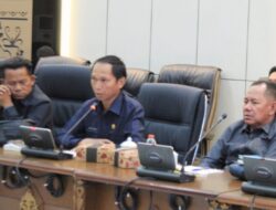 Patih Herman Soroti Truk Pengangkut Batu Bara Pakai Plat Luar, Rugikan PAD dan Kurang Serapan Tenaga Kerja Lokal