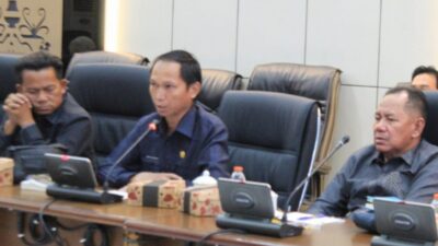 Patih Herman Soroti Truk Pengangkut Batu Bara Pakai Plat Luar, Rugikan PAD dan Kurang Serapan Tenaga Kerja Lokal