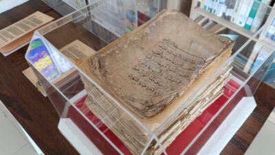 Dissiptaka Barito Utara Pamerkan Al Quran Tulisan Tangan Berumur 156 Tahun
