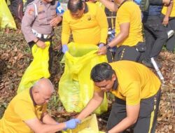 Dukung Program ASRI Presiden Prabowo, Kapolda Kalsel Pimpin Aksi Bersih-Bersih Siring 0 Kilometer