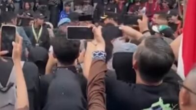 Ratusan Mahasiswa Datangi DPRD Kalsel, Suarakan Penolakan Kenaikan BBM