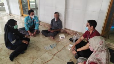 PT. SMM Bantu Warga Terdampak Kabut Asap Lewat Pengobatan Gratis dan Pembagian Masker